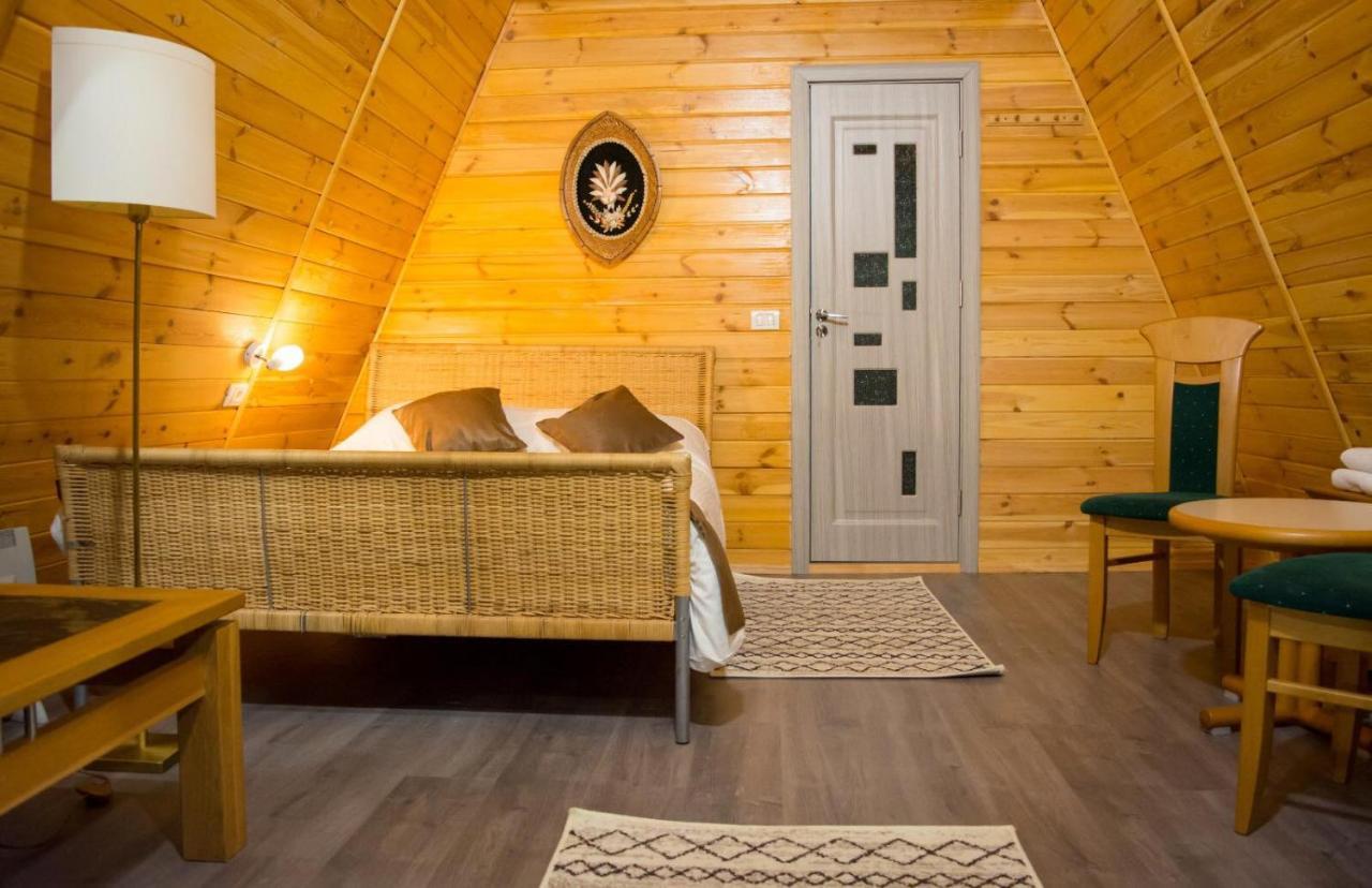 Hotel Casute Din Lemn Jiblea Veche Zewnętrze zdjęcie
