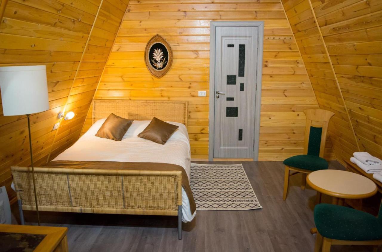 Hotel Casute Din Lemn Jiblea Veche Zewnętrze zdjęcie