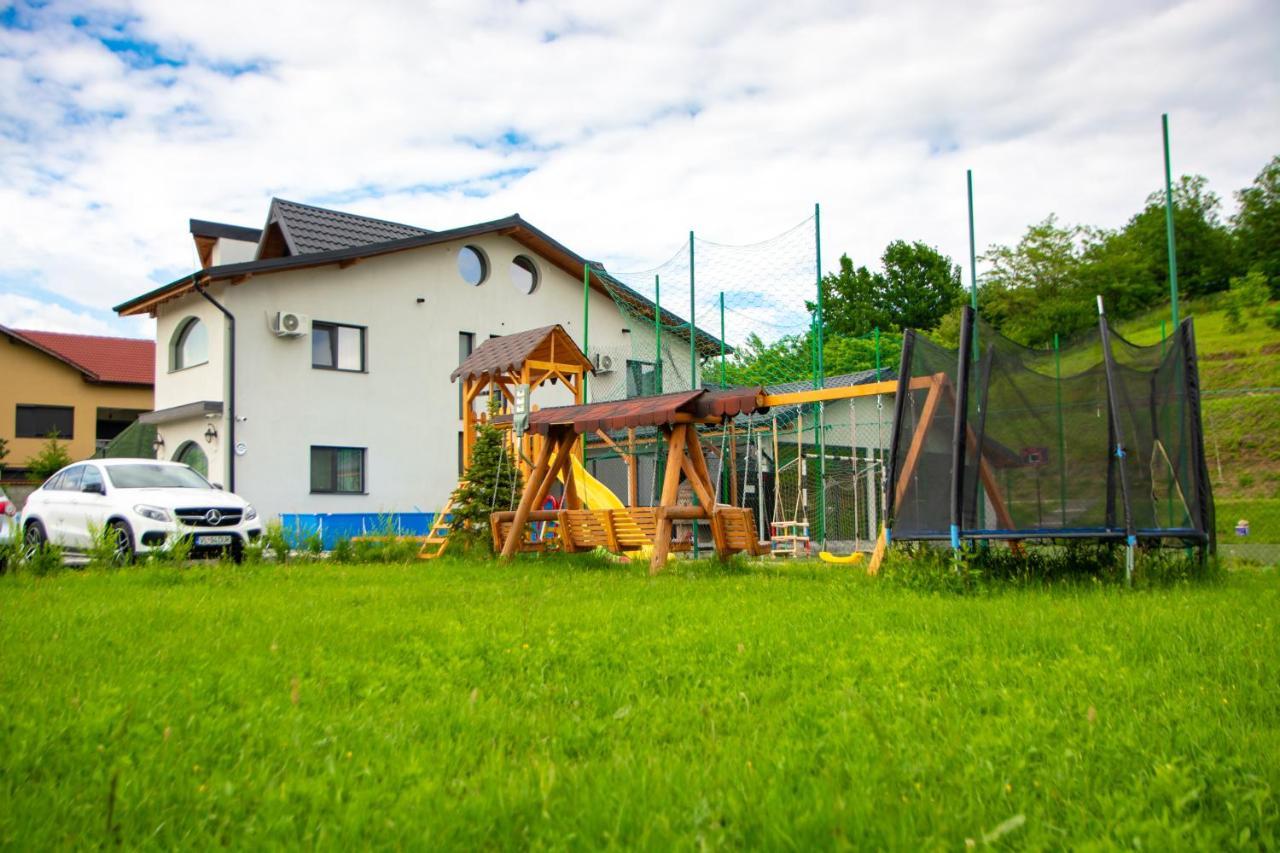 Hotel Casute Din Lemn Jiblea Veche Zewnętrze zdjęcie